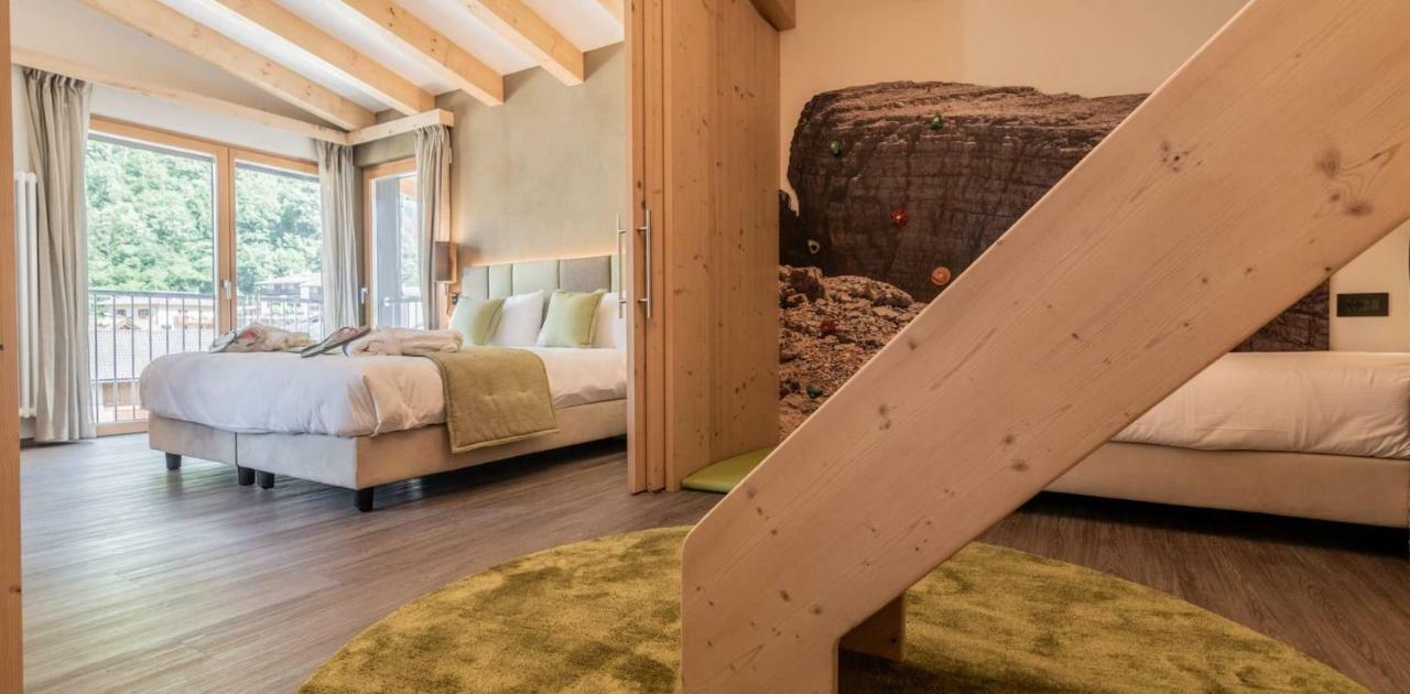 Hotel Val Di Sole Медзана Екстериор снимка